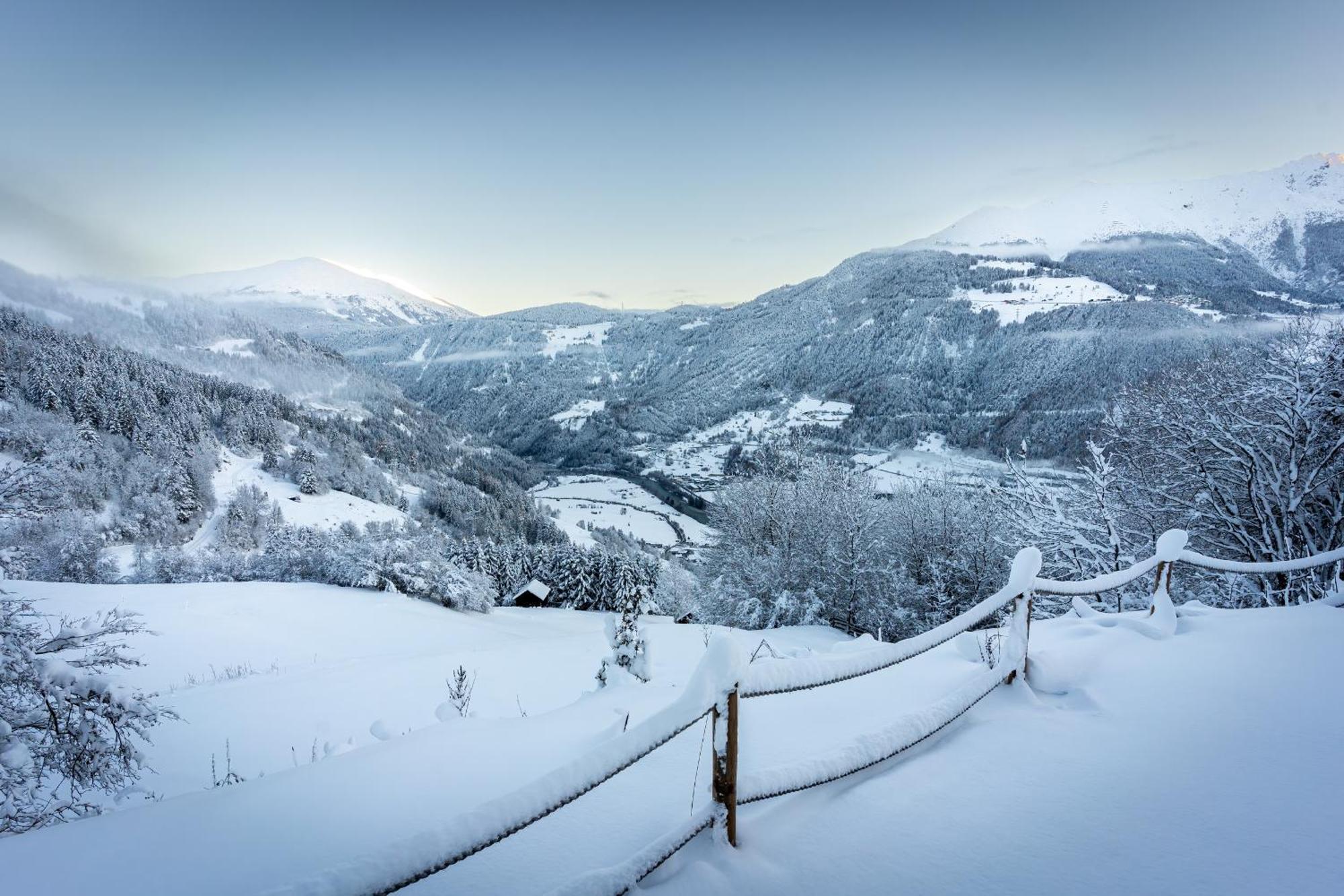 Alpin Chalet Am Burgsee Ладис Екстериор снимка