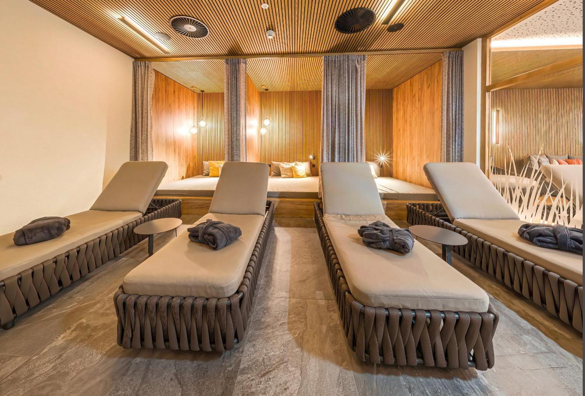 Alpin Chalet Am Burgsee Ладис Екстериор снимка