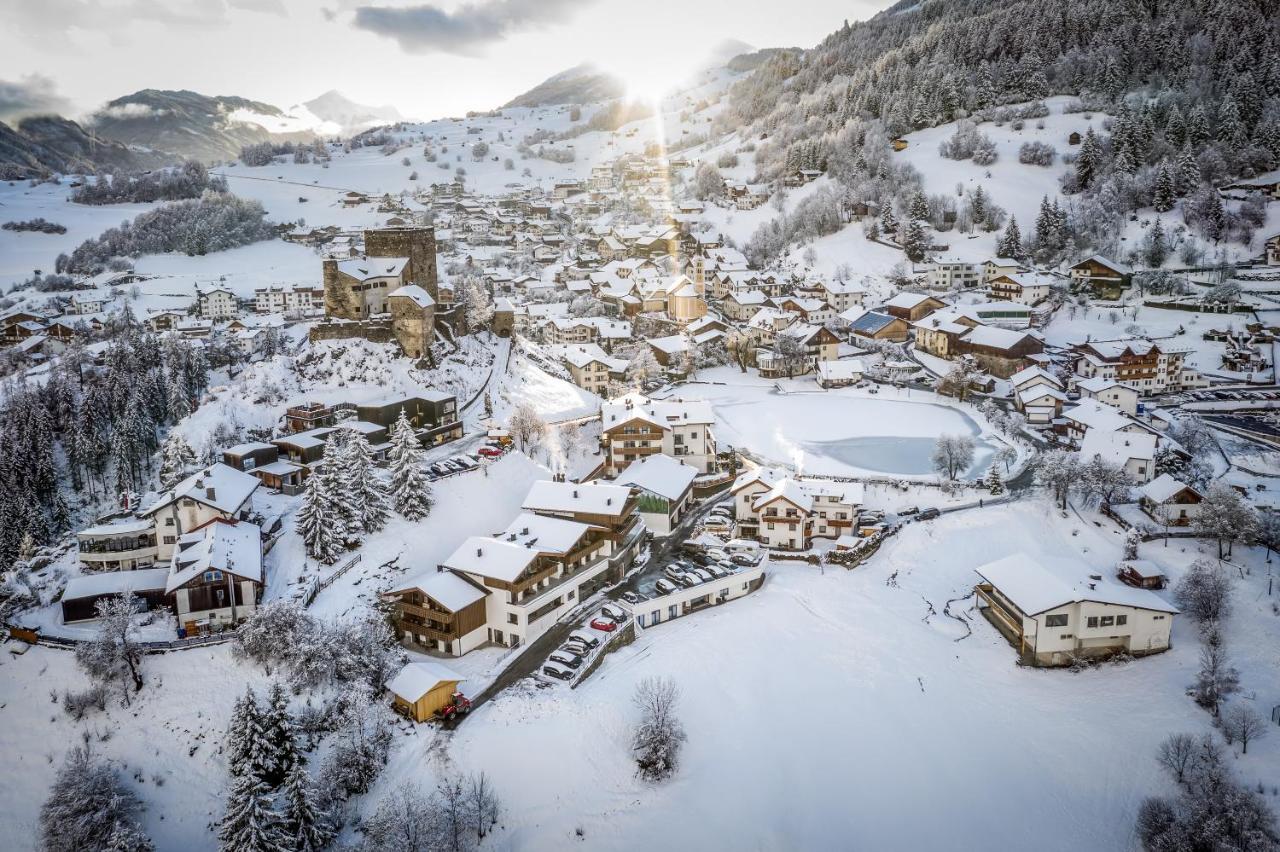Alpin Chalet Am Burgsee Ладис Екстериор снимка